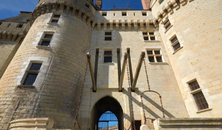 Apartment Cote Chateau